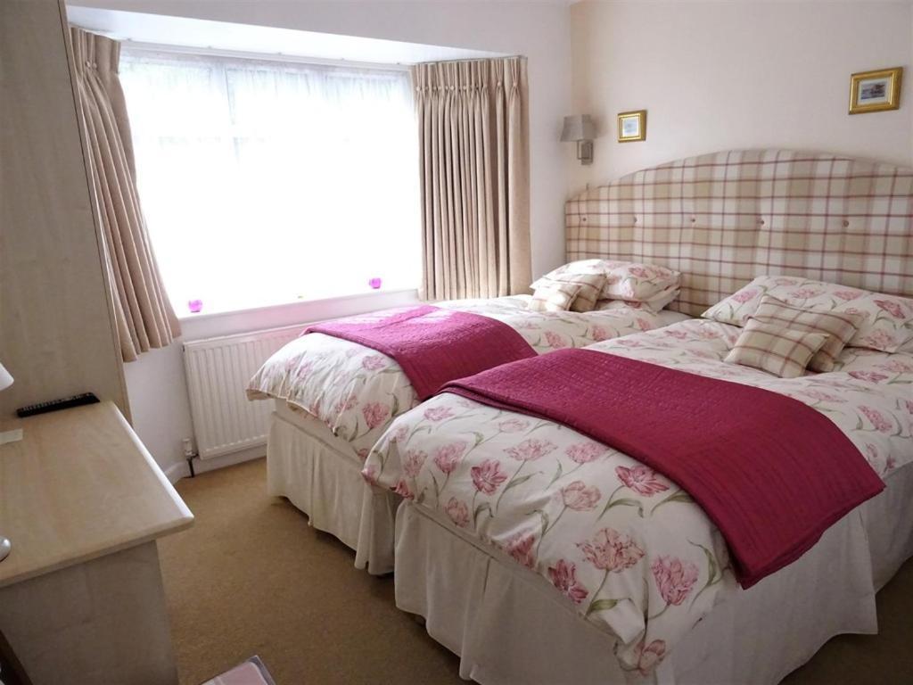 Honey Lodge Broadstone Δωμάτιο φωτογραφία